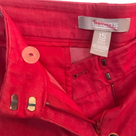 Chico’s Red crop pants -15 - Picture 4 of 5